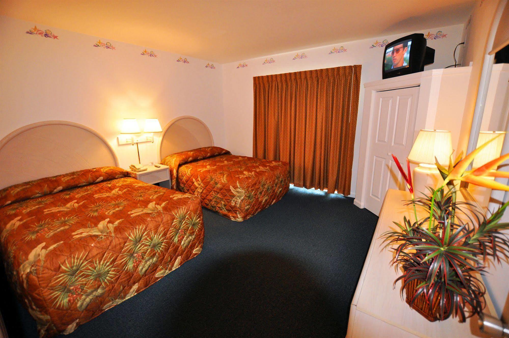 Riviera Resort & Suites Wildwood Exterior photo